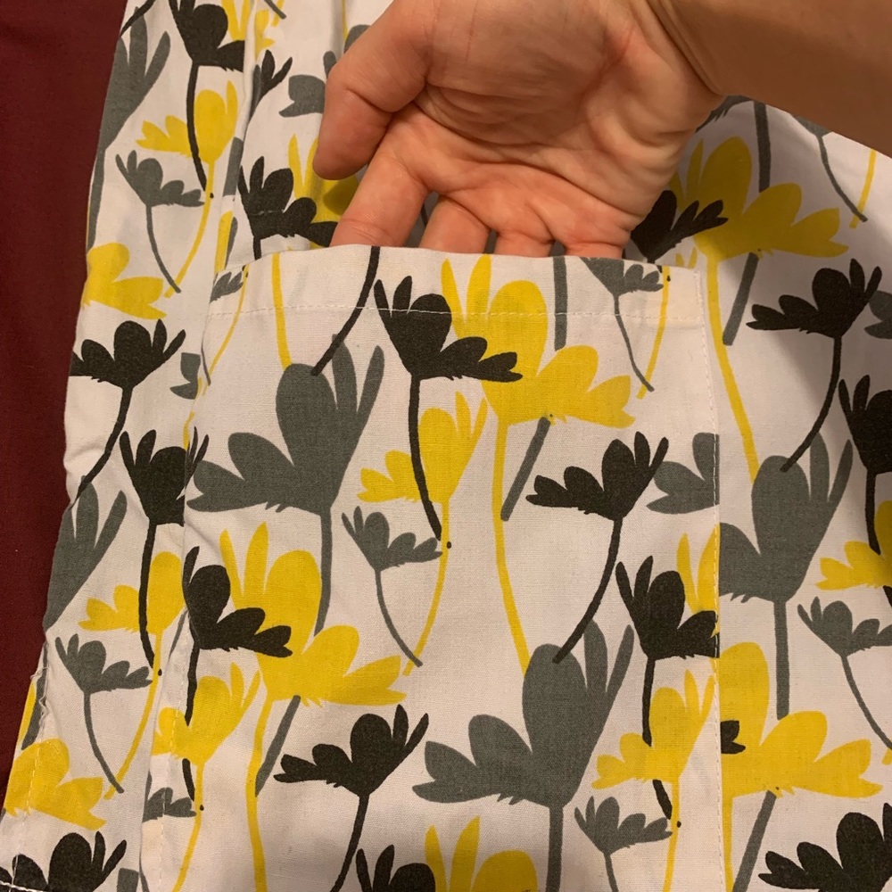Scrub top